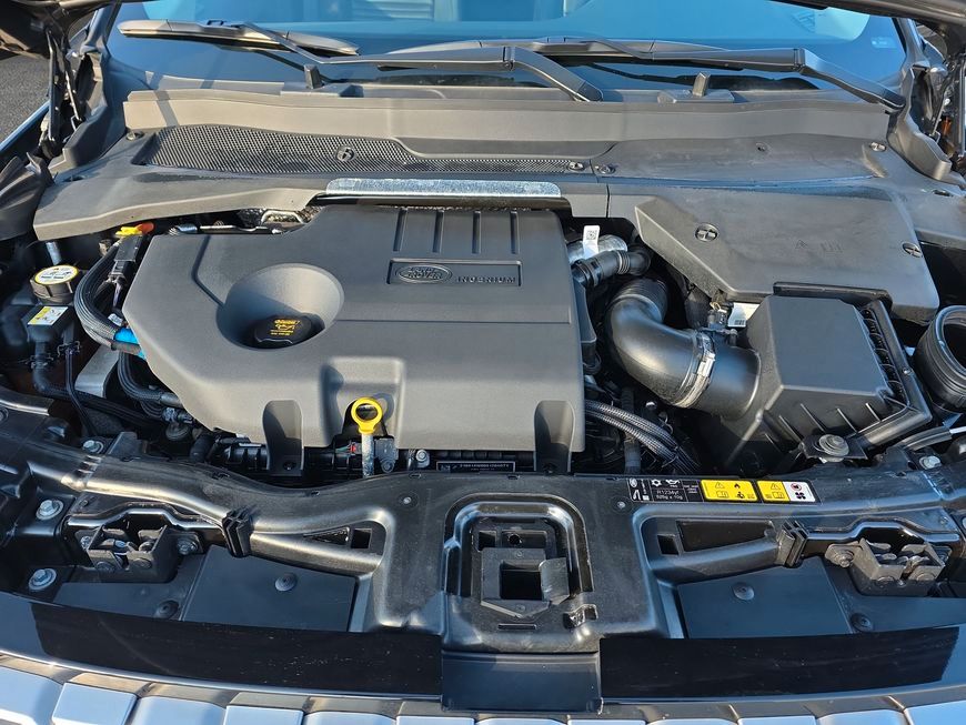 Land Rover Discovery Sport 2021