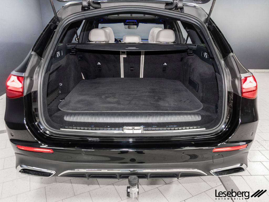 Mercedes-Benz E 300 2025