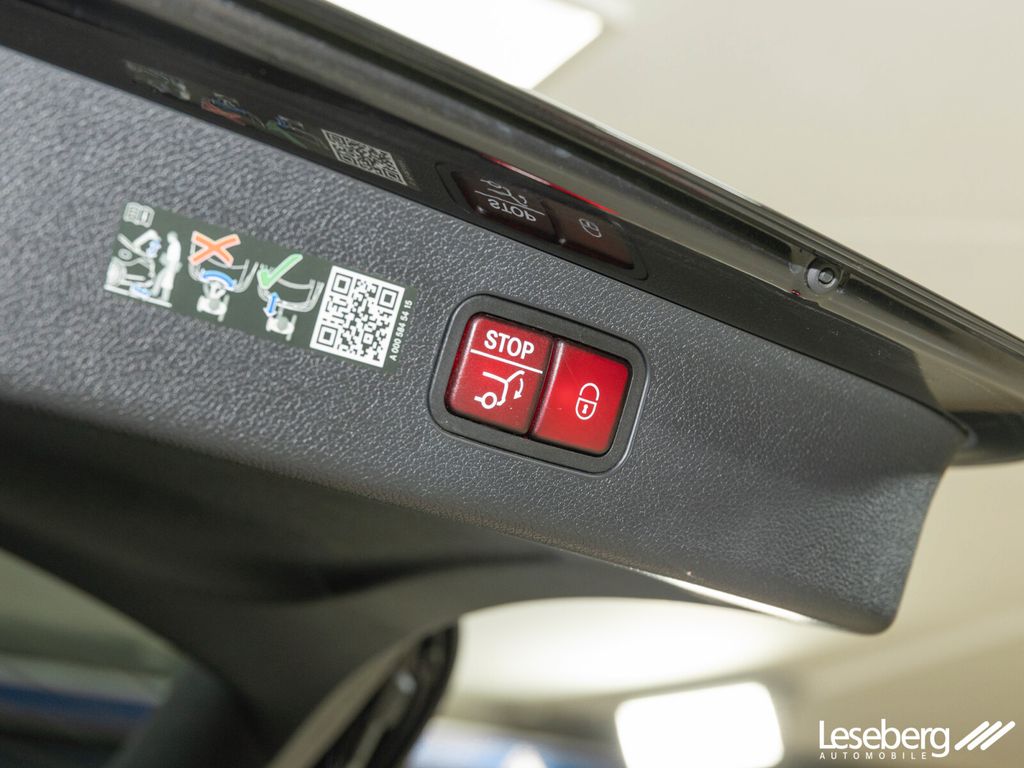 Mercedes-Benz E 300 2025