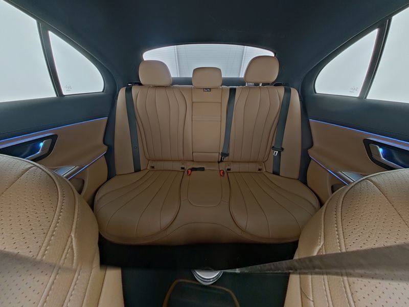 Mercedes-Benz E 300 2024