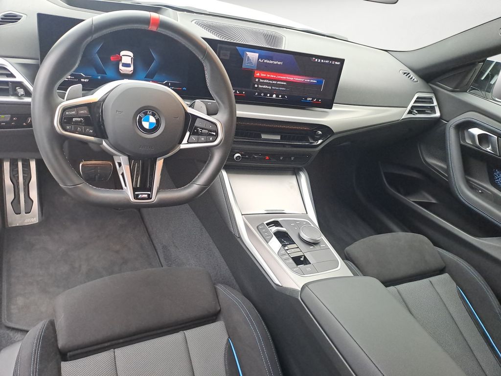 BMW M240i 2025