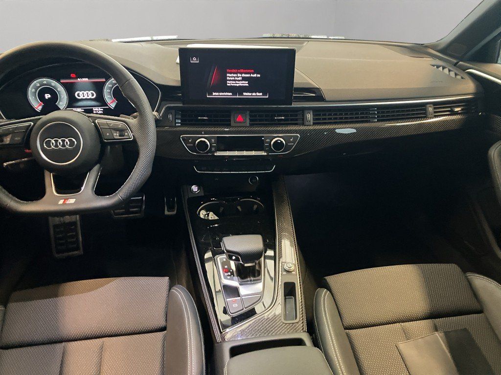 Audi A4 2024
