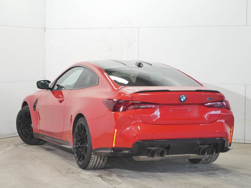 BMW M4 2025