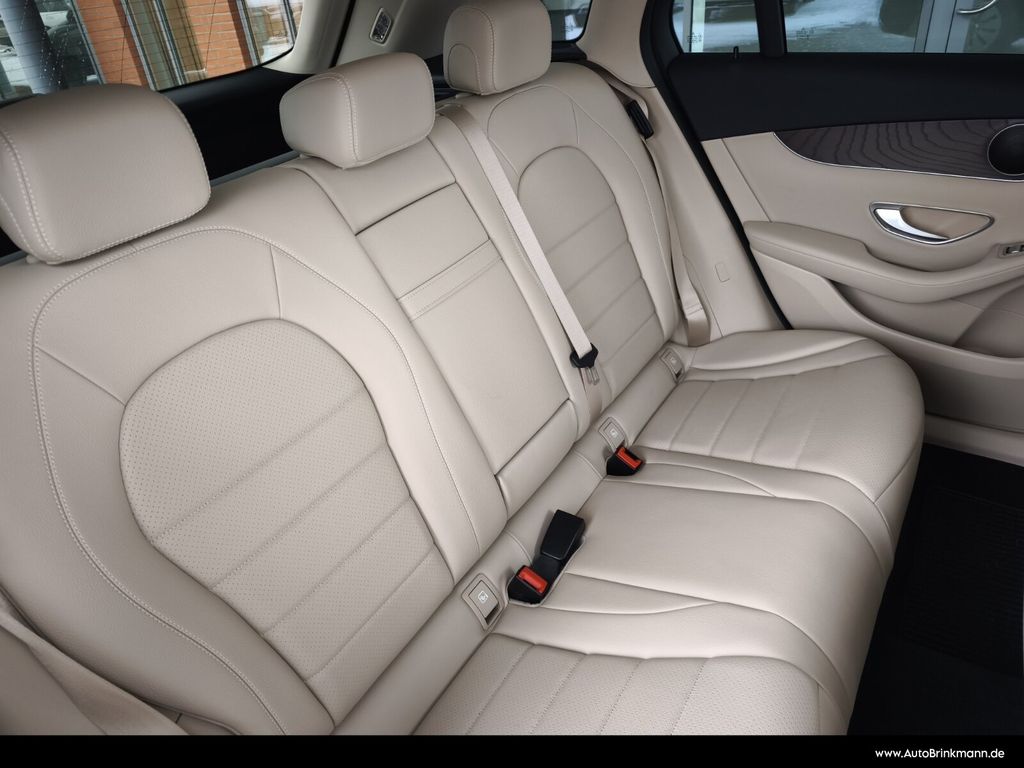 Mercedes-Benz GLC 200 2021