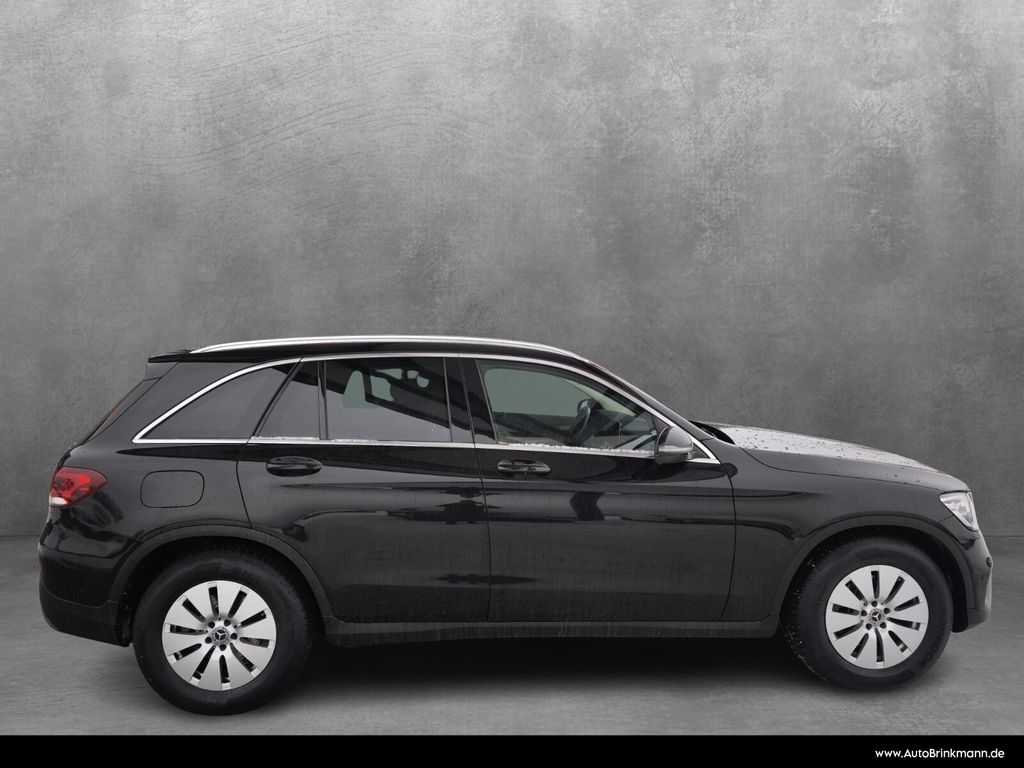 Mercedes-Benz GLC 200 2021