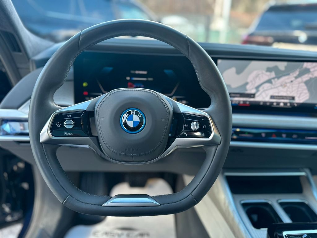 BMW i7 2023
