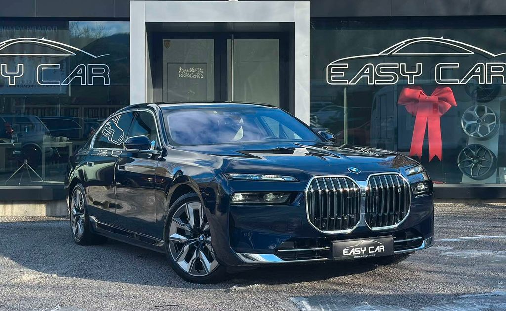 BMW i7 2023