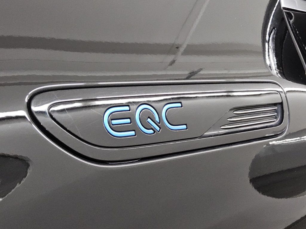 Mercedes-Benz EQC 2021