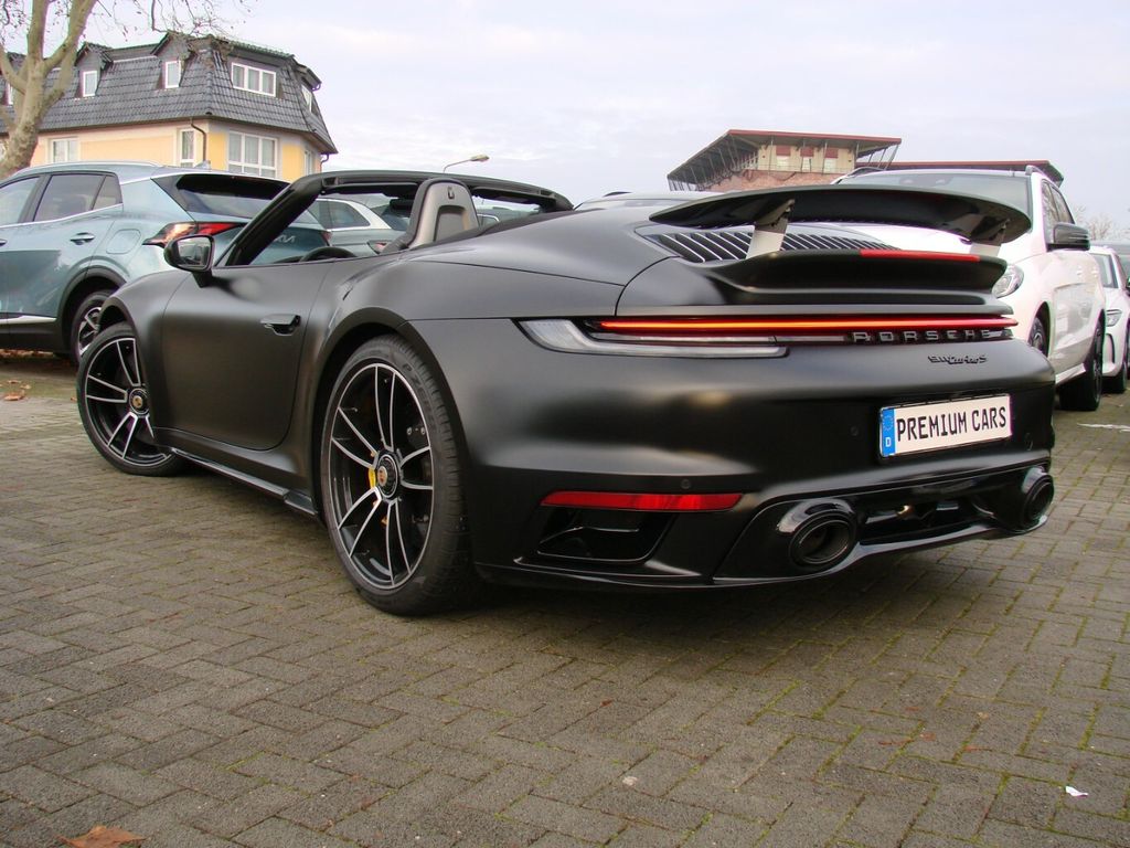Porsche 992 2024