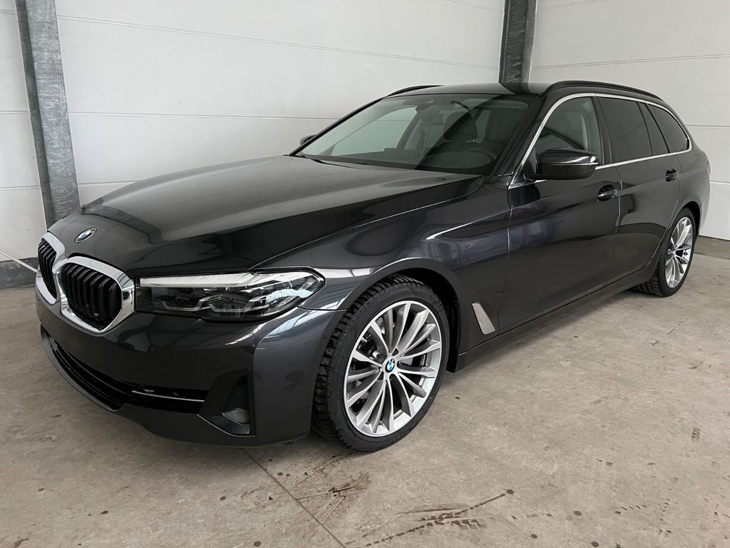 BMW 520 2022