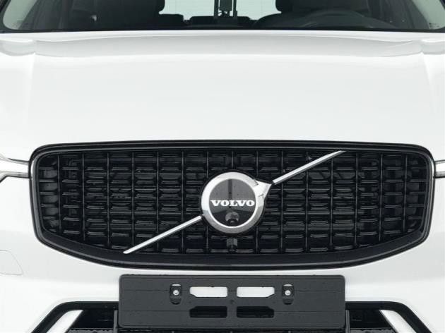 Volvo XC60 2025