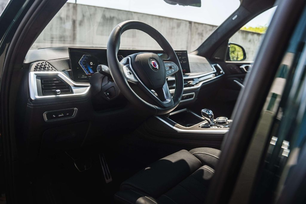 ALPINA XB7 2024