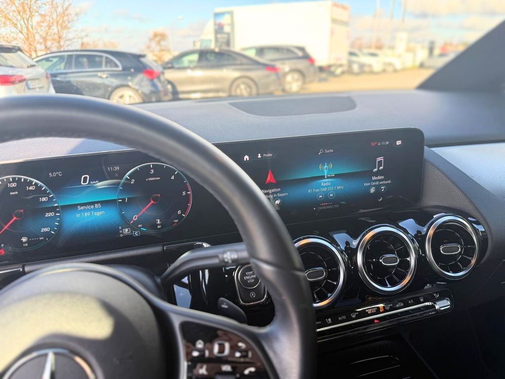 Mercedes-Benz B 200 2020