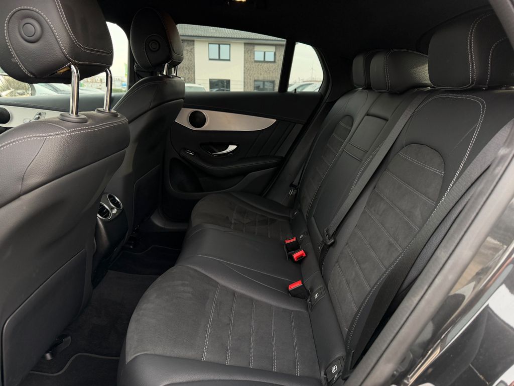 Mercedes-Benz GLC 300 2022