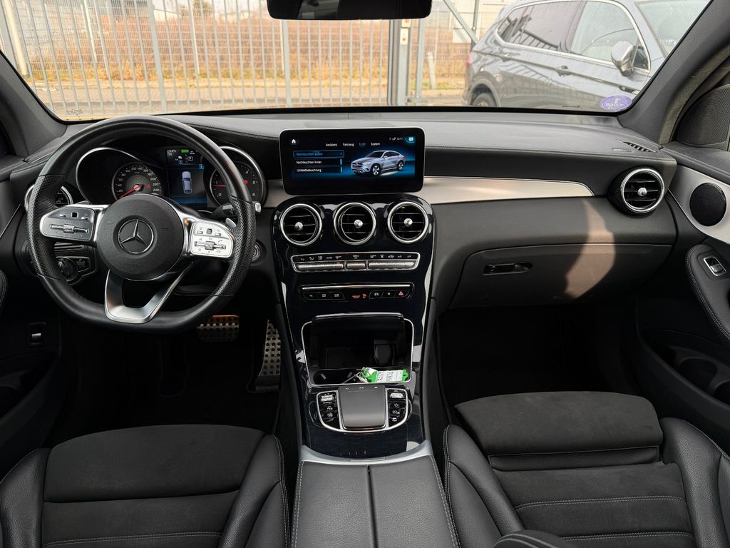 Mercedes-Benz GLC 300 2022