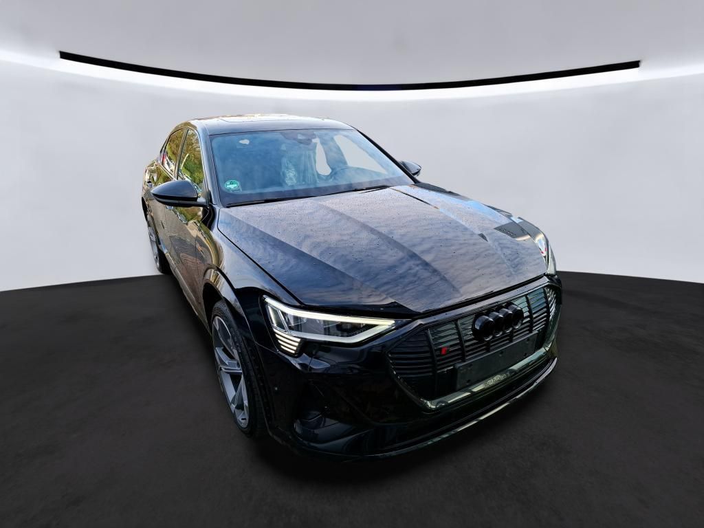 Audi e-tron 2022