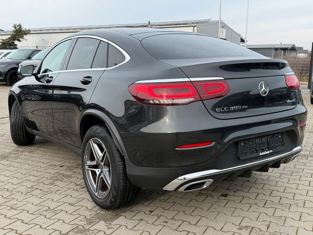 Mercedes-Benz GLC 300 2022