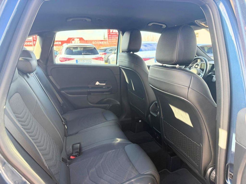 Mercedes-Benz B 200 2020