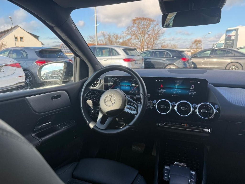 Mercedes-Benz B 200 2020