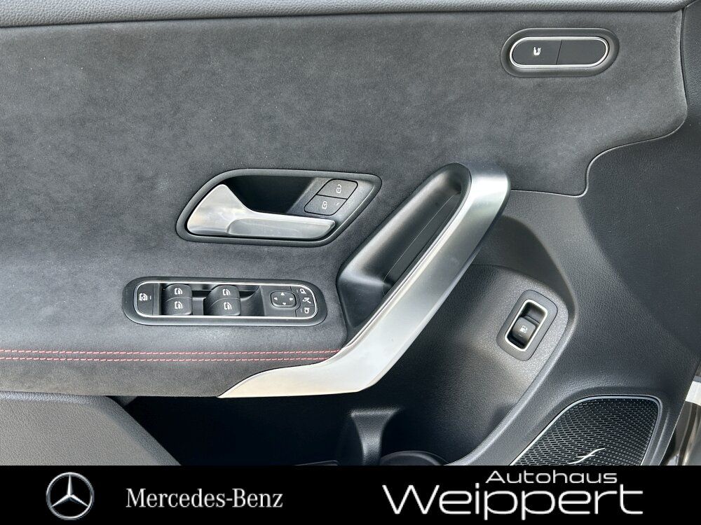 Mercedes-Benz A 250 2025