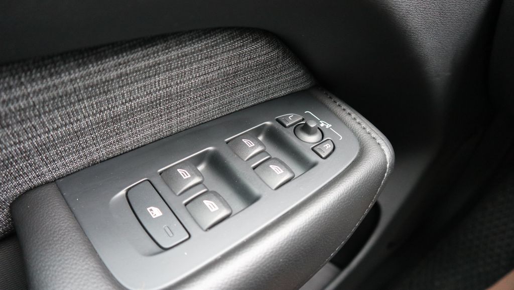 Volvo XC60 2022