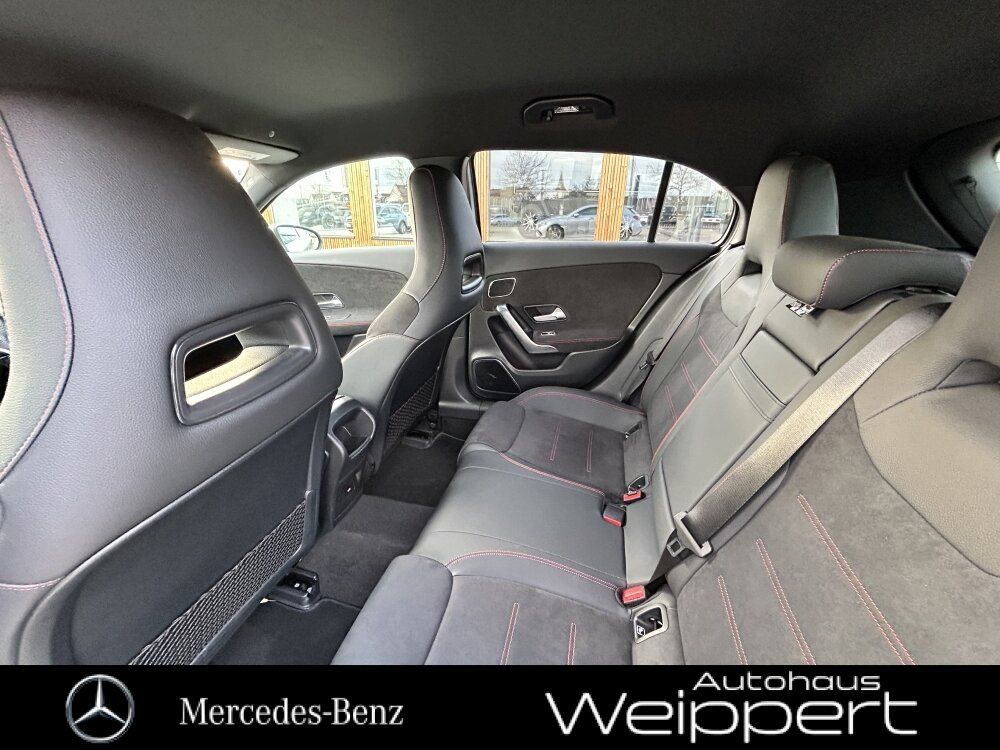 Mercedes-Benz A 250 2025