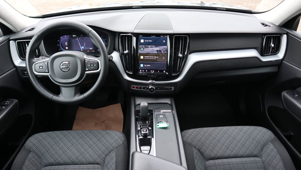 Volvo XC60 2022