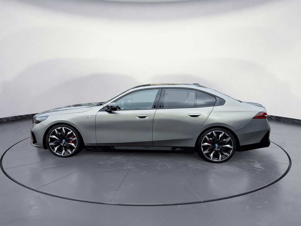 BMW i5 2024