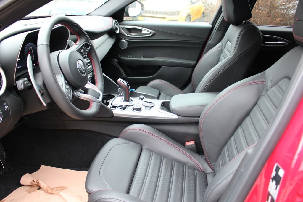 Alfa Romeo Giulia 2023