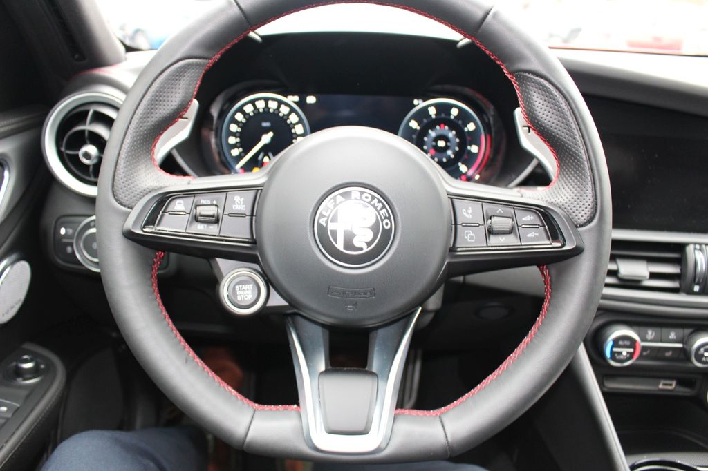 Alfa Romeo Giulia 2023