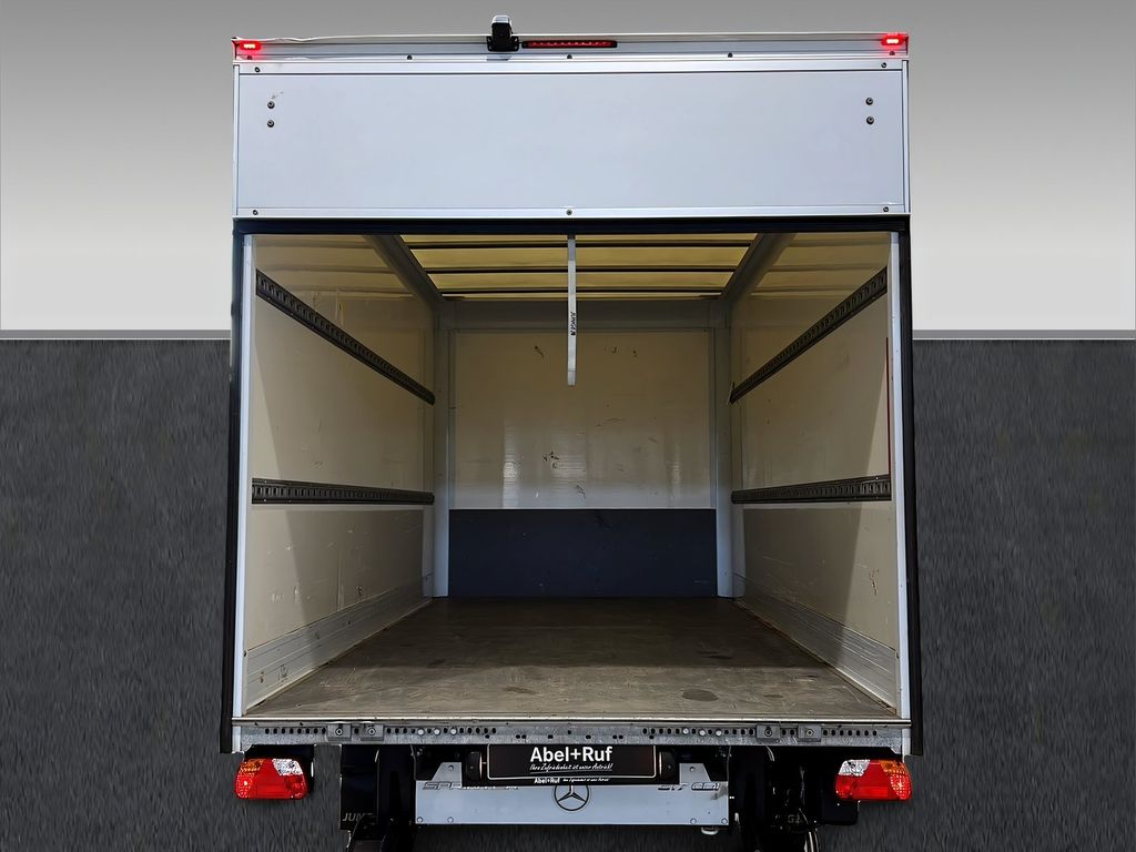 Mercedes-Benz Sprinter 2024