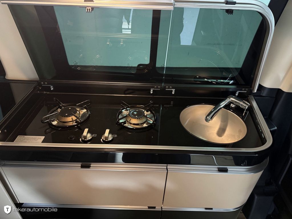 Mercedes-Benz V 220 2022