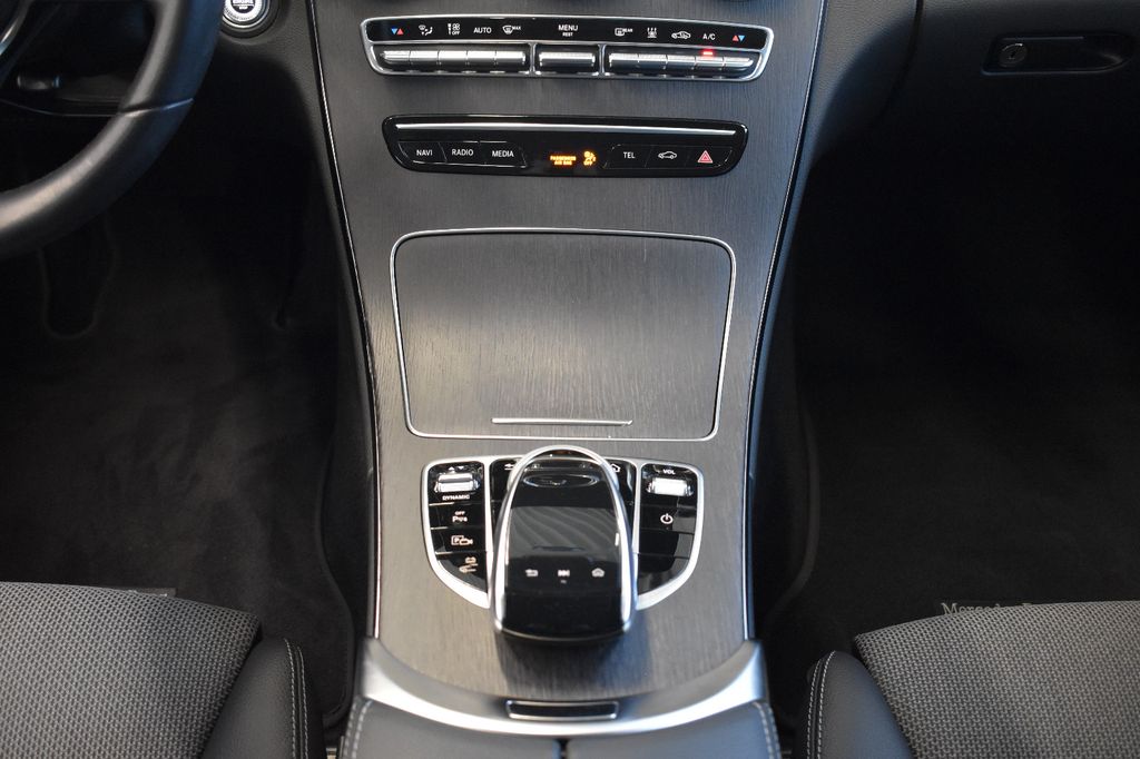 Mercedes-Benz C 300 2020