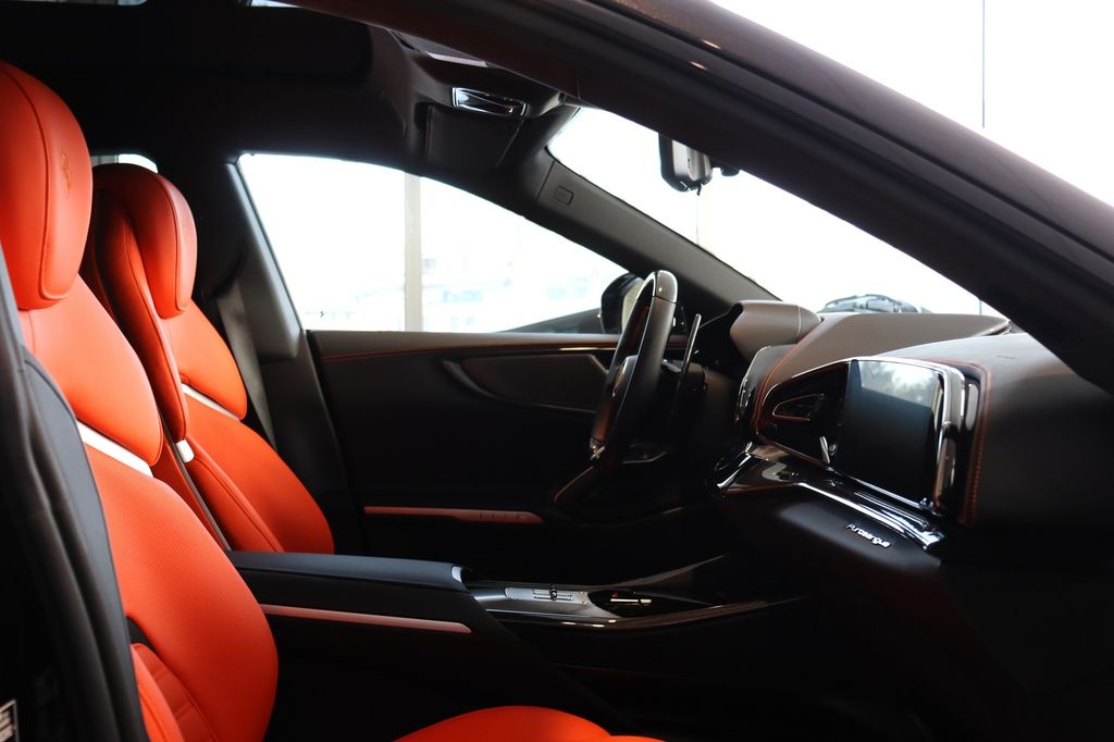 Ferrari Purosangue 2026