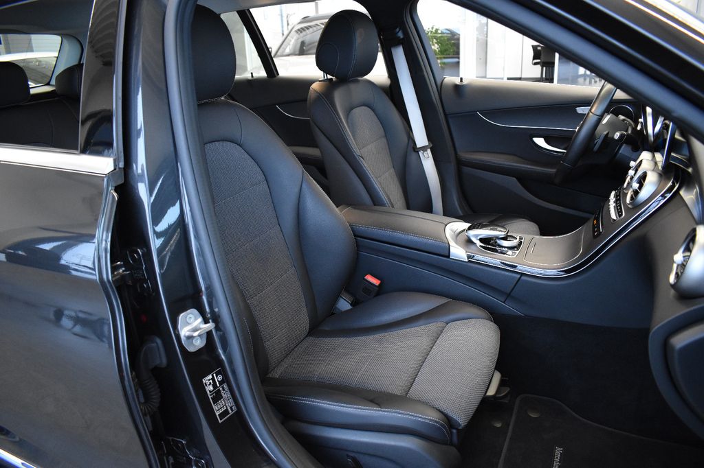 Mercedes-Benz C 300 2020