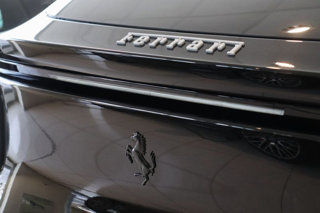 Ferrari Purosangue 2026