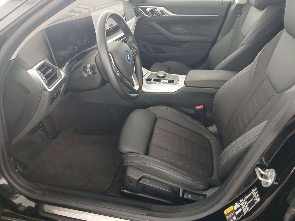 BMW i4 2023