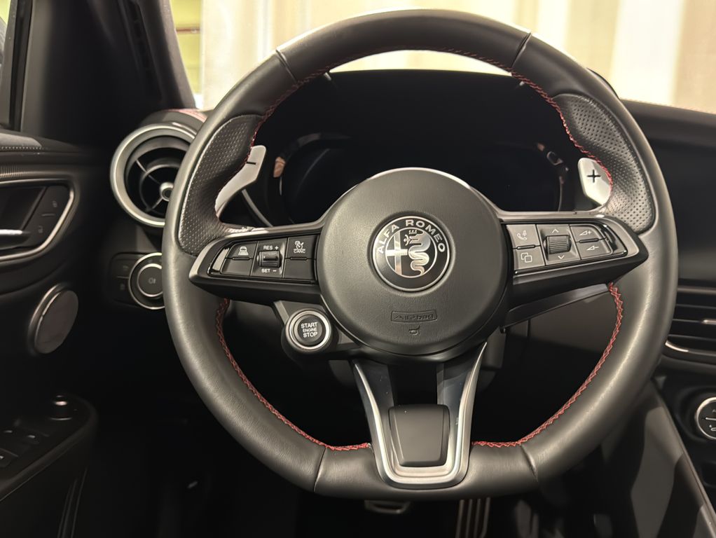 Alfa Romeo Giulia 2023