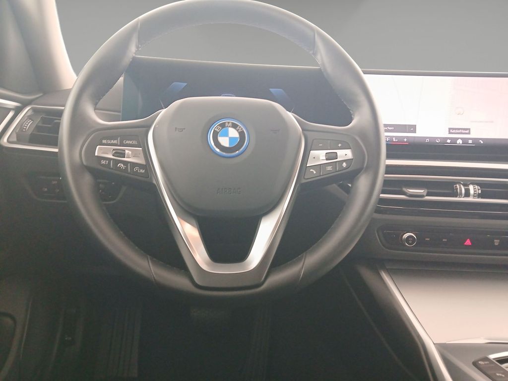BMW i4 2023
