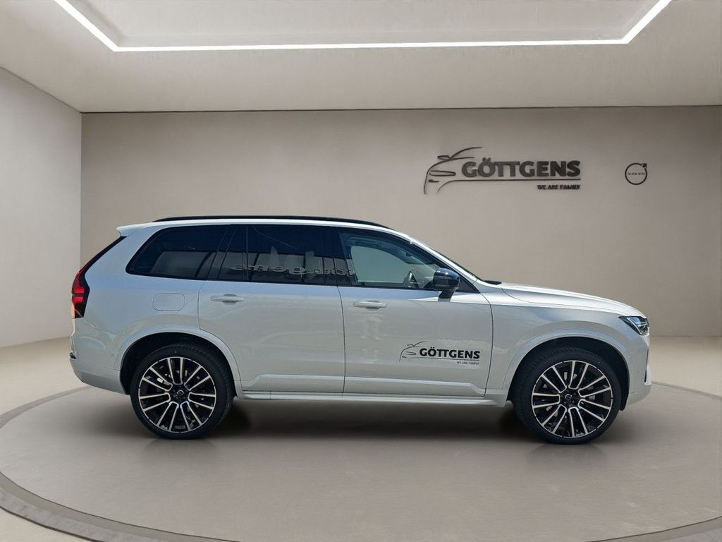 Volvo XC90 2025