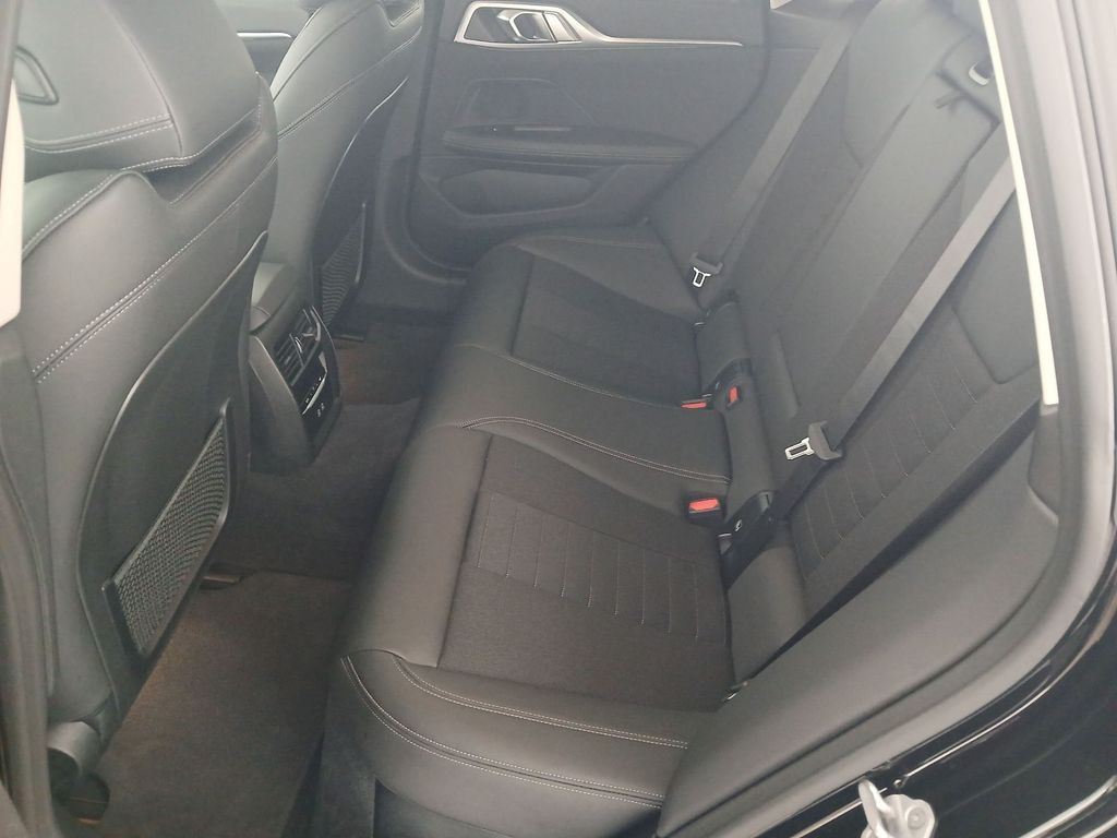 BMW i4 2023