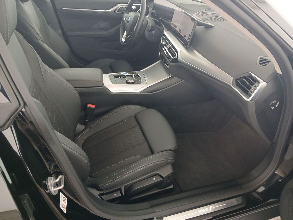 BMW i4 2023