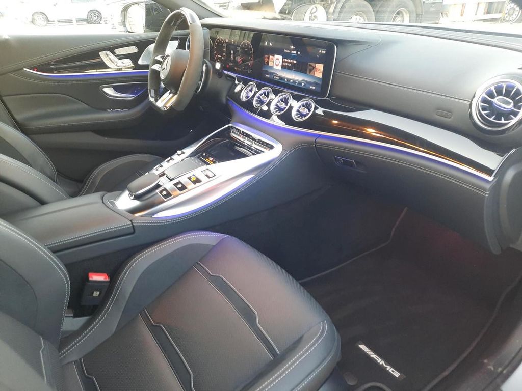 Mercedes-Benz AMG GT 2024