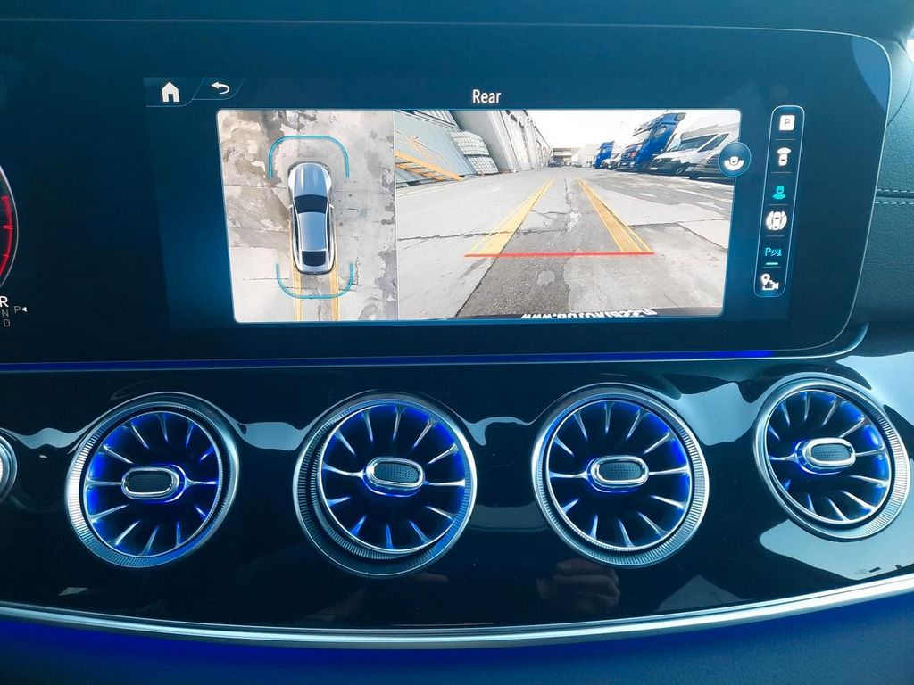 Mercedes-Benz AMG GT 2024