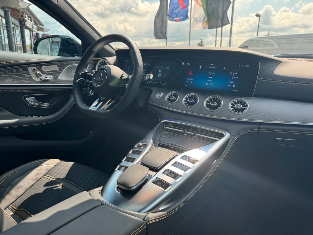 Mercedes-Benz AMG GT S 2024