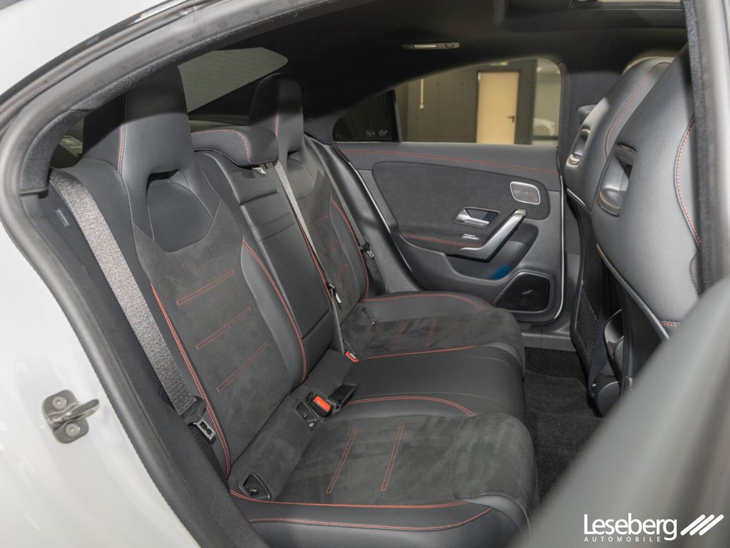 Mercedes-Benz CLA 200 2024