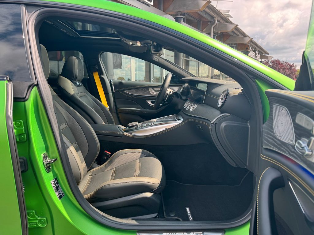 Mercedes-Benz AMG GT S 2024