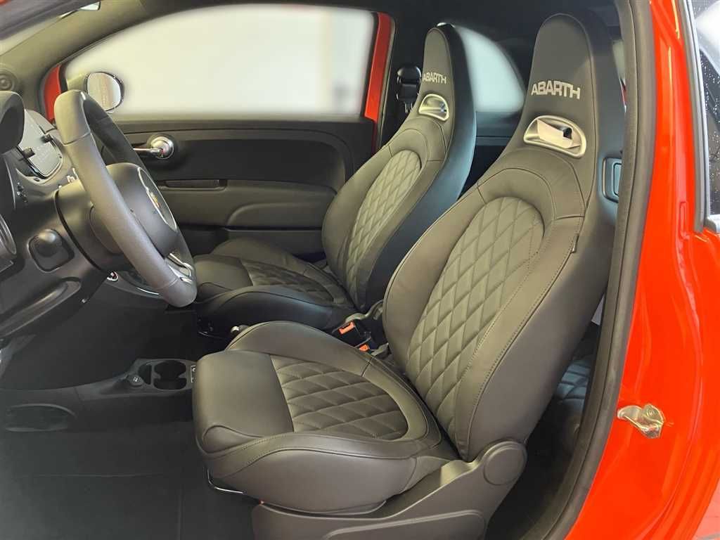 Abarth 595 2023