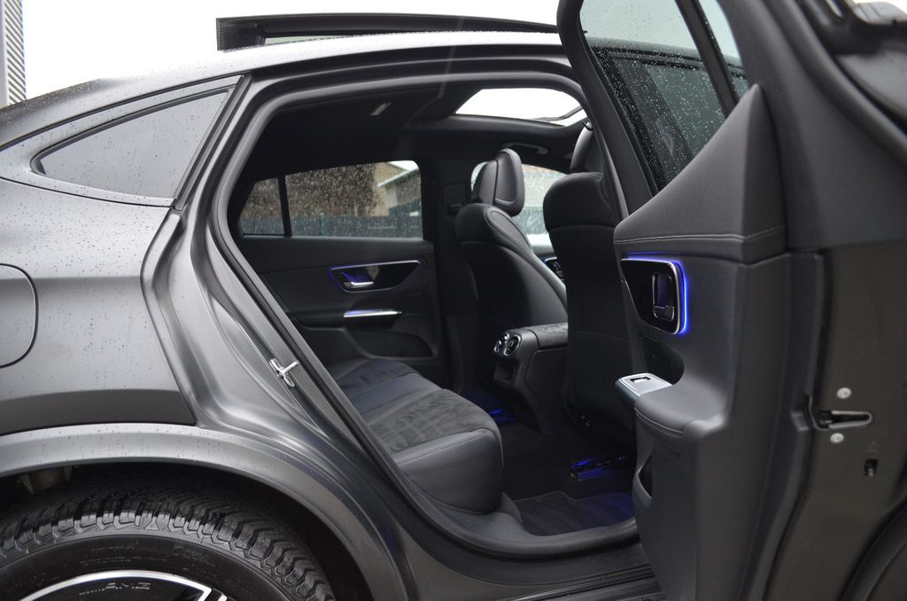 Mercedes-Benz GLC 300 2023