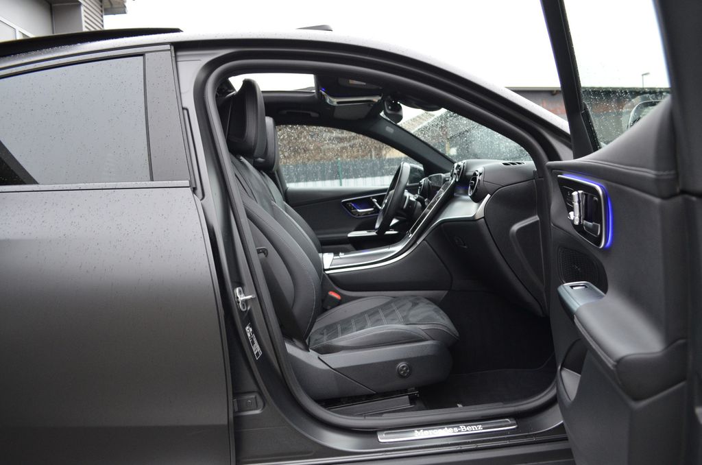 Mercedes-Benz GLC 300 2023